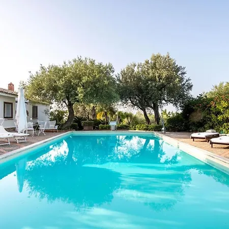 Grimodi Villa *