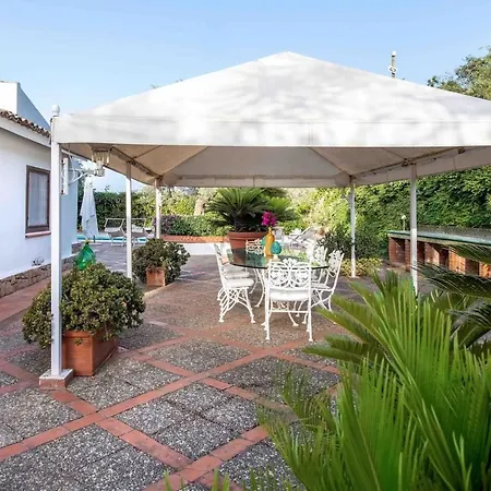 Grimodi Villa