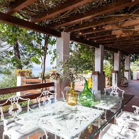 Grimodi Villa Caronia Marina