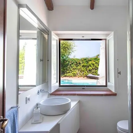 Grimodi Villa
