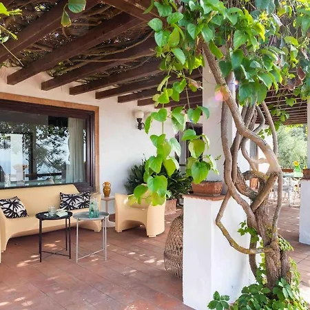 Grimodi Villa Caronia Marina