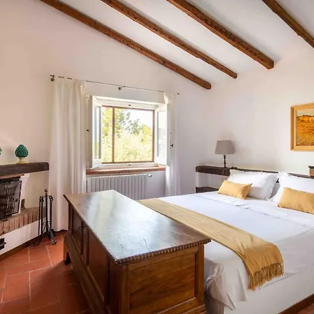 Grimodi Villa