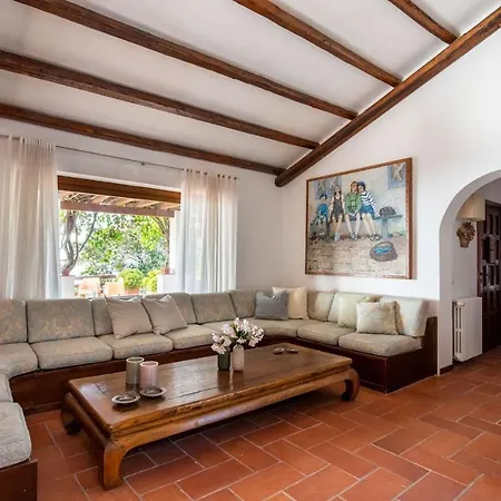 Grimodi Villa